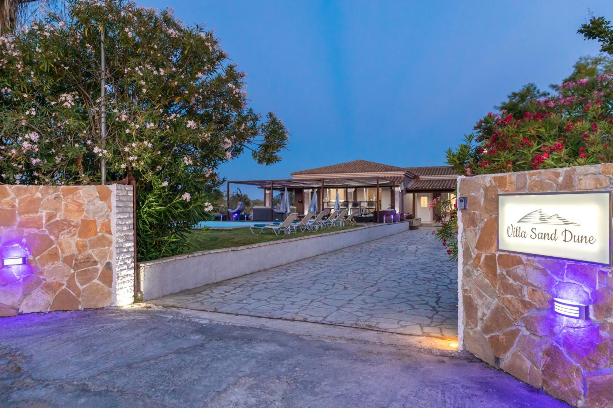 Villa Sand Dune Agios Georgios  Exterior photo